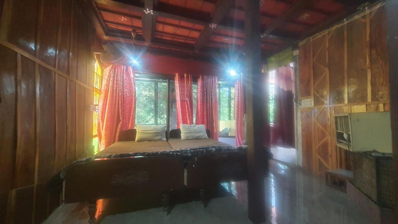 Amruta Homestays Chikhaldara エクステリア 写真